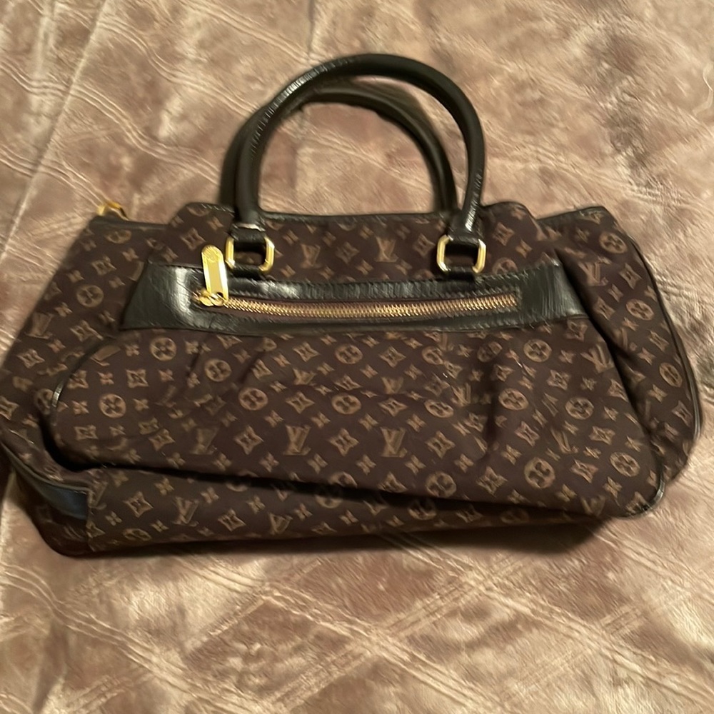 Louis  Vuitton